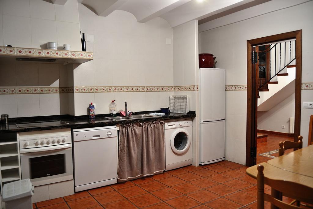 La Casa De Las Parrillas Casa de hóspedes Cañamares Quarto foto